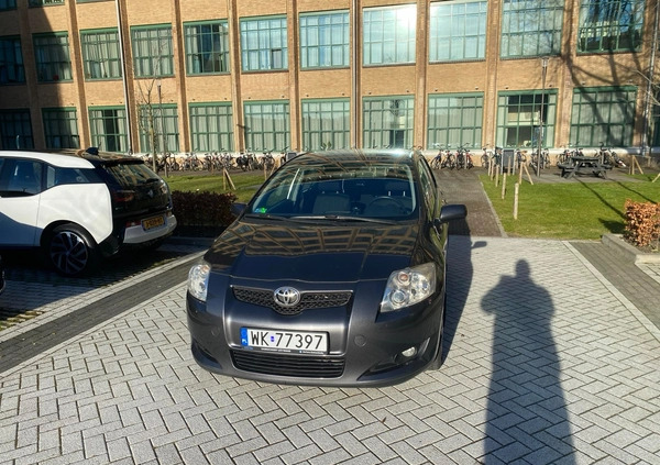 Toyota Auris cena 19000 przebieg: 192000, rok produkcji 2007 z Warszawa małe 121